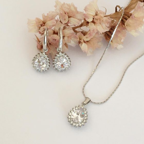 Thalia bridal set