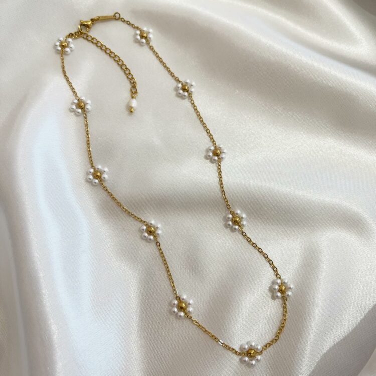 ΚΟΛΙΕ ΜΕ ΜΑΡΓΑΡΙΤΕΣ ΑΠΟ ΑΝΟΞΕΙΔΩΤΟ ΑΤΣΑΛΙ