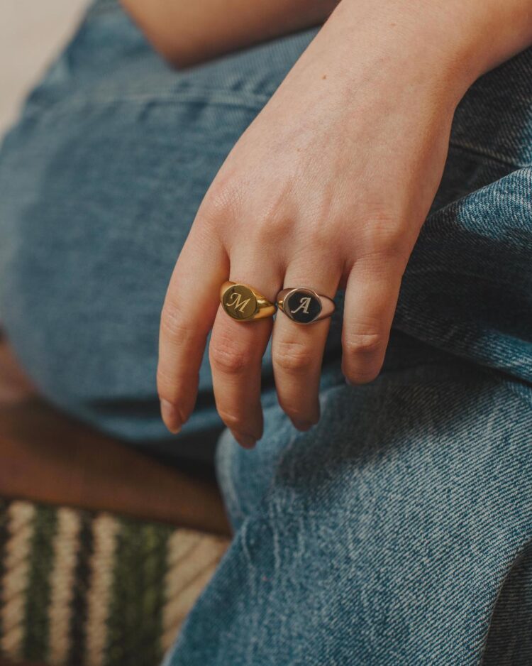 ΔΑΧΤΥΛΙΔΙ ΜΕ ΜΟΝΟΓΡΑΜΜΑ ΑΠΟ ΑΣΗΜΙ 925