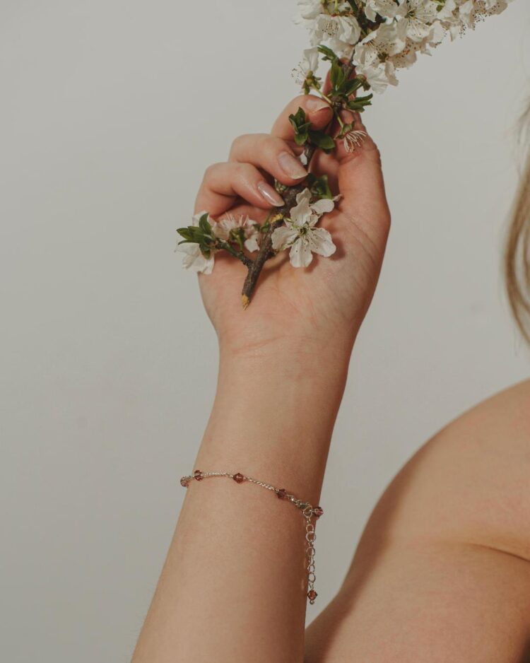 ΒΡΑΧΙΟΛΙ ΠΛΕΓΜΕΝΟ ΜΕ ΑΛΥΣΙΔΑ ΚΑΙ ΚΡΥΣΤΑΛΛΑ ΣΤΗΝ ΑΠΟΧΡΩΣΗ ΤΗΣ ΕΠΙΛΟΓΗΣ ΣΟΥ ΑΠΟ ΑΣΗΜΙ 925