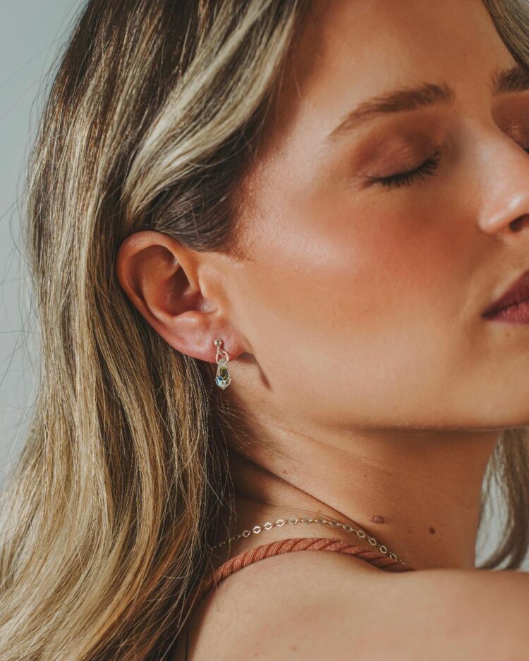 ΣΚΟΥΛΑΡΙΚΙΑ ΜΕ ΚΡΥΣΤΑΛΛΙΝΕΣ ΣΤΑΓΟΝΕΣ ΑΠΟ ΑΣΗΜΙ 925