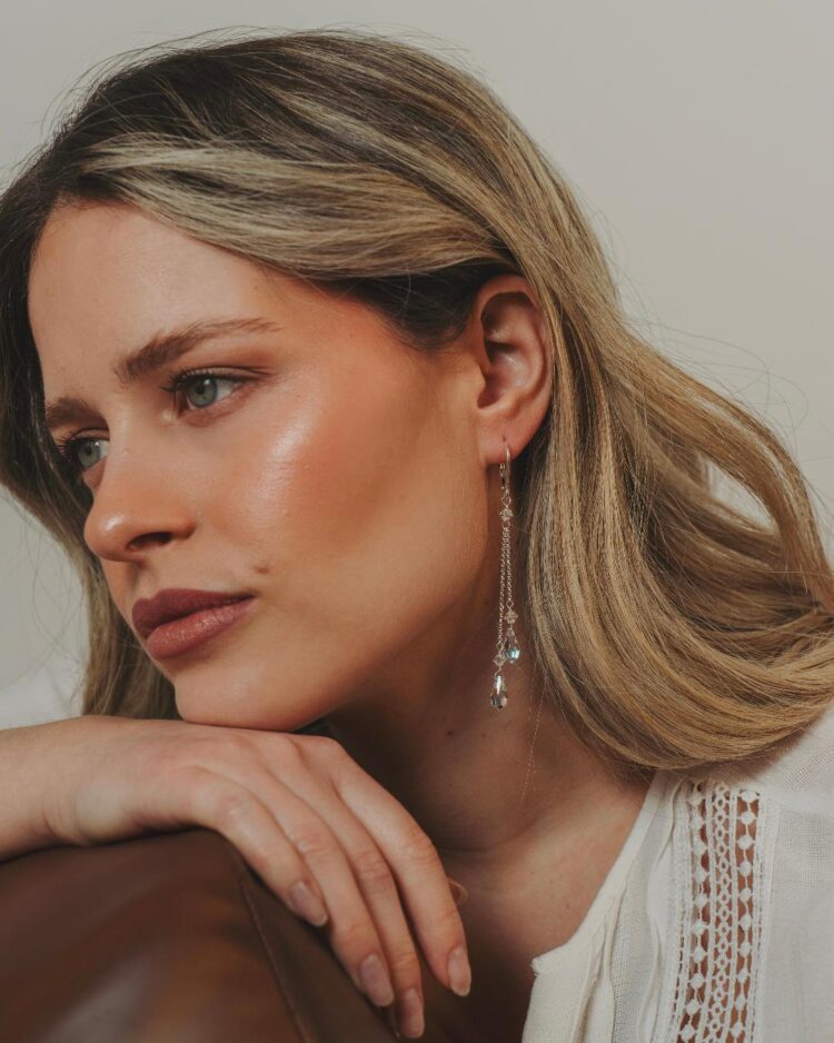 ΣΚΟΥΛΑΡΙΚΙΑ ΚΡΕΜΑΣΤΑ ΜΕ ΚΡΥΣΤΑΛΛΙΝΕΣ ΣΤΑΓΟΝΕΣ ΑΠΟ ΑΣΗΜΙ 925